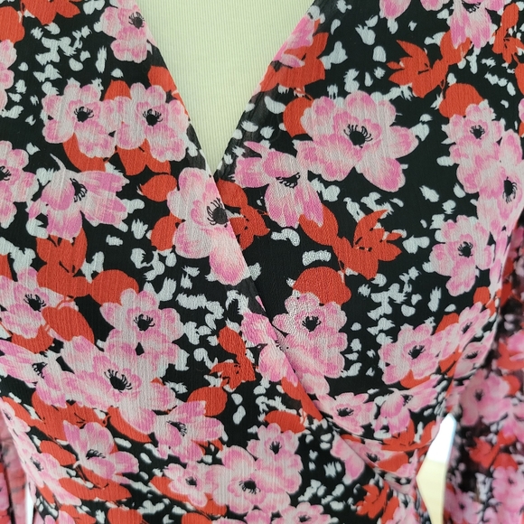 Bar lll long floral wrap around dress - Picture 3 of 8